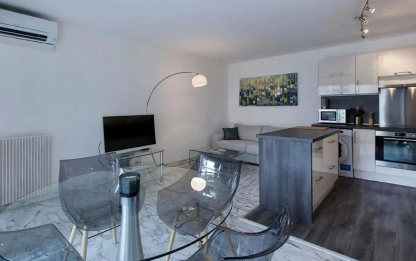 Apartment Lovely 1Br-Cannes Center France